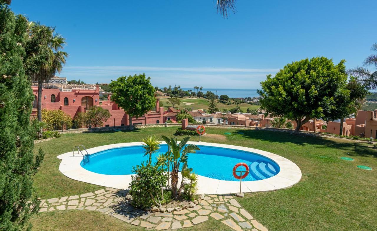 Апартаменты Colinas El Hacho 2320 Sea View Манилва Экстерьер фото
