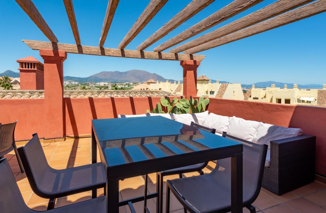 Апартаменты Colinas El Hacho 2320 Sea View Манилва Экстерьер фото
